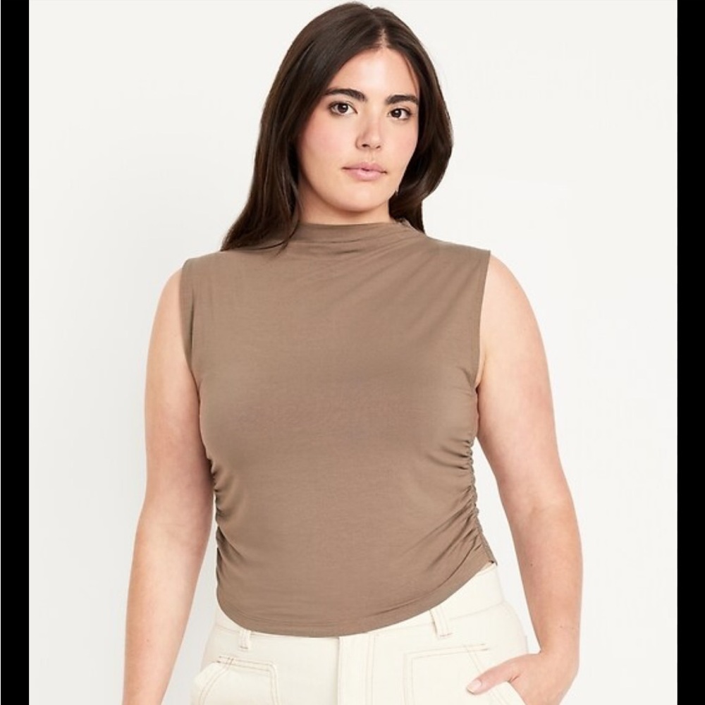 Old Navy - Luxe Crop Top - M